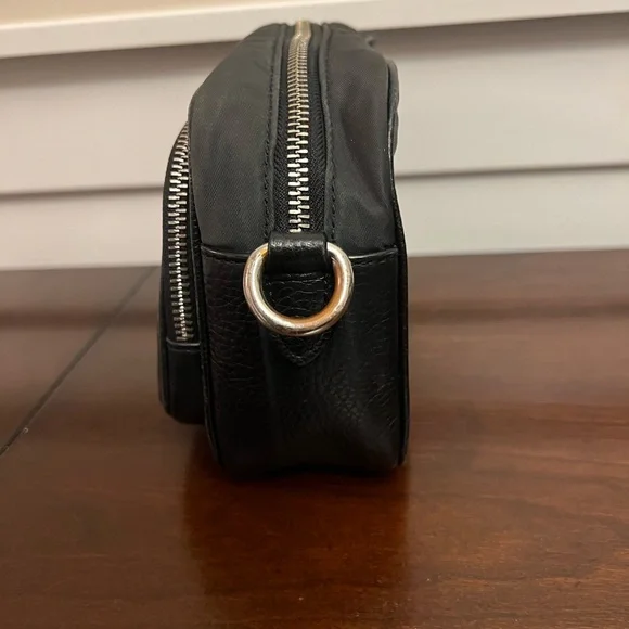 Coach Court Crossbody - Picture 4 of 8